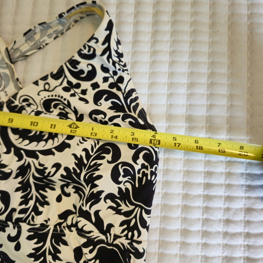 LANDS END BLACK AND WHITE TANKINI/BATHING SUIT TOP SIZE 16W - Picture 5 of 10